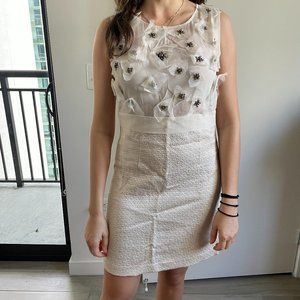 Short off-white dress